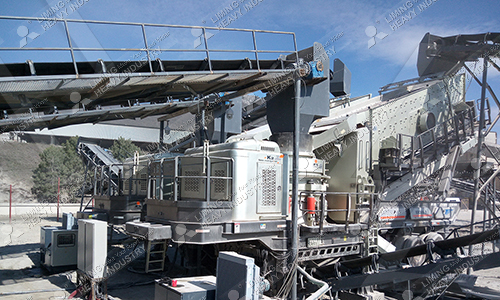 Construction waste crusher